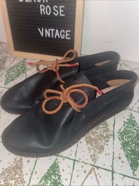 MANITOBAH MODERN MOC MOCCASSINS LOAFERS SHOES FLATS SZ 7 black